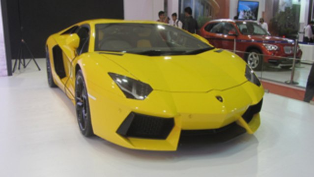 Lamborghini Aventador @ 2013 Autocar Performance Show Mumbai !