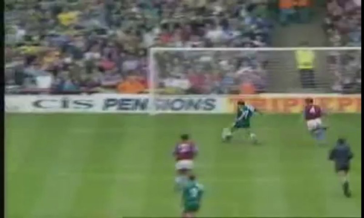 Ο Ρόζενταλ αστοχεί σε κενό τέρμα (Aston Villa-Liverpool)