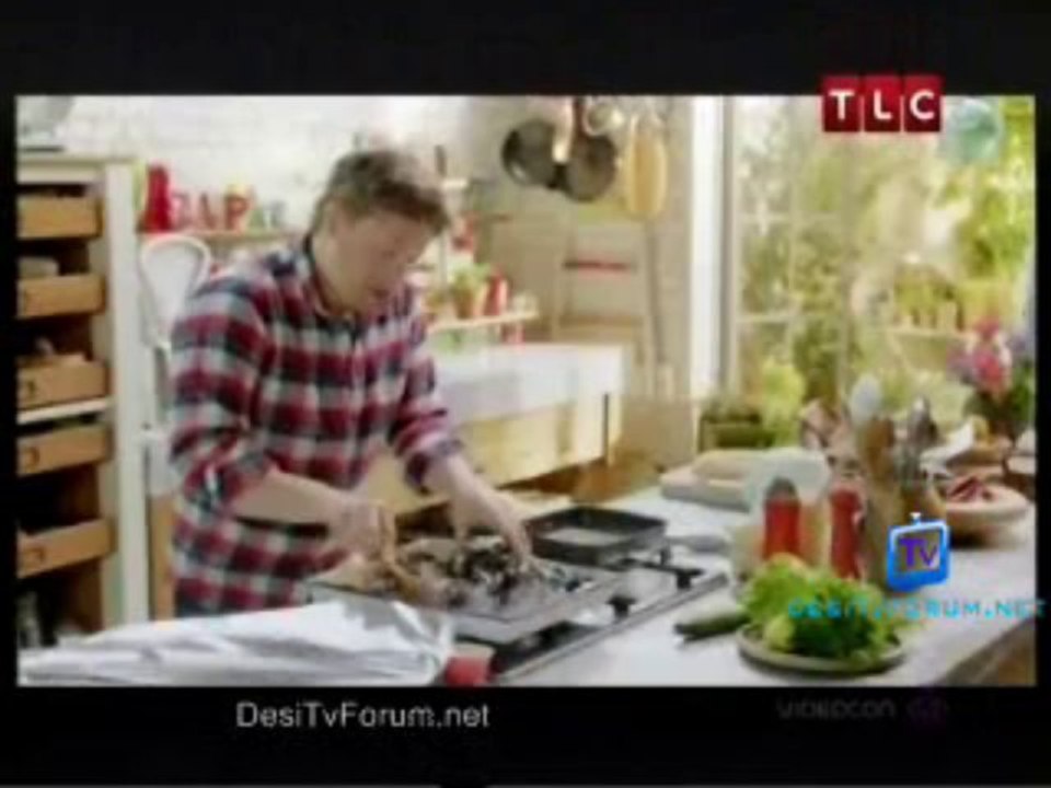 Jamie's 15 Minute Meals {Beef Stroganoff} 25th October 2013 Vide