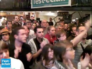 Ils chantent avec Tryo : extraits du happening chantant