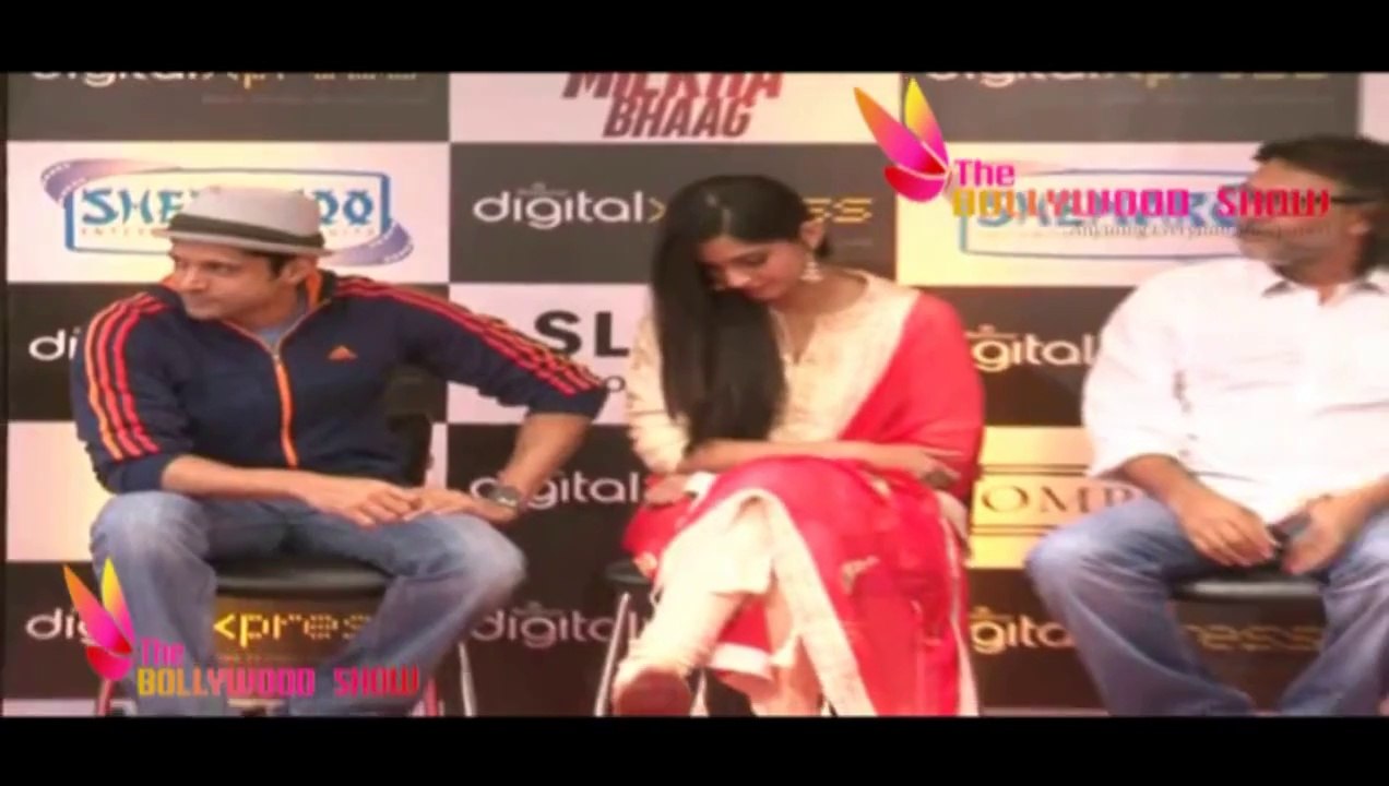 Farhan Akhtar and Sonam Kapoor launched home video of Bhaag Milkha Bhaag