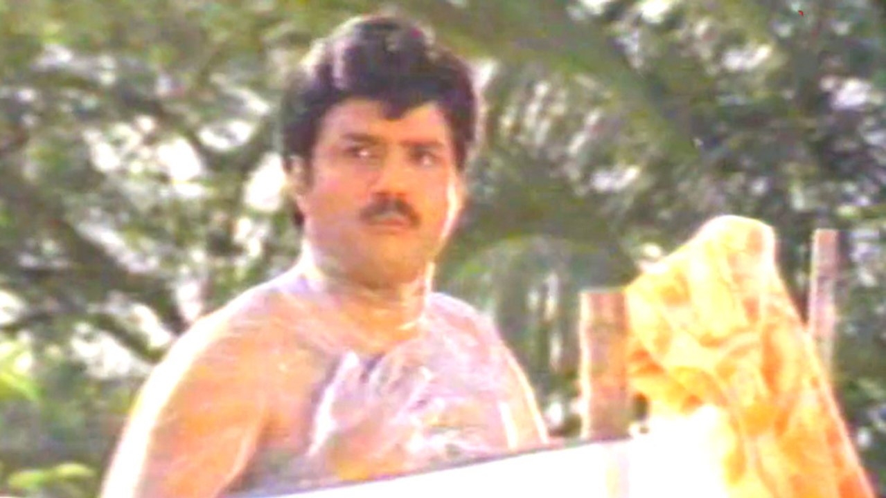 Comedy Kings -  Bala Krishna Doing Bathing Hilarious Comedy Scene- Bala Krishna