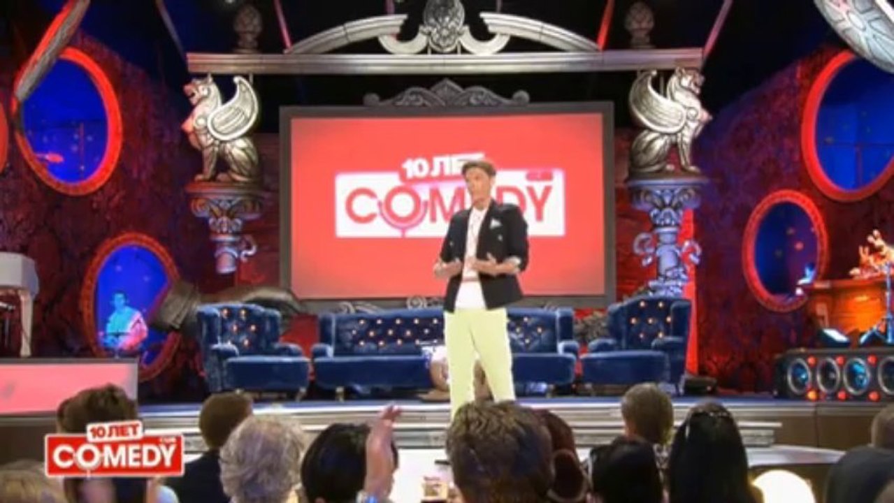 com9