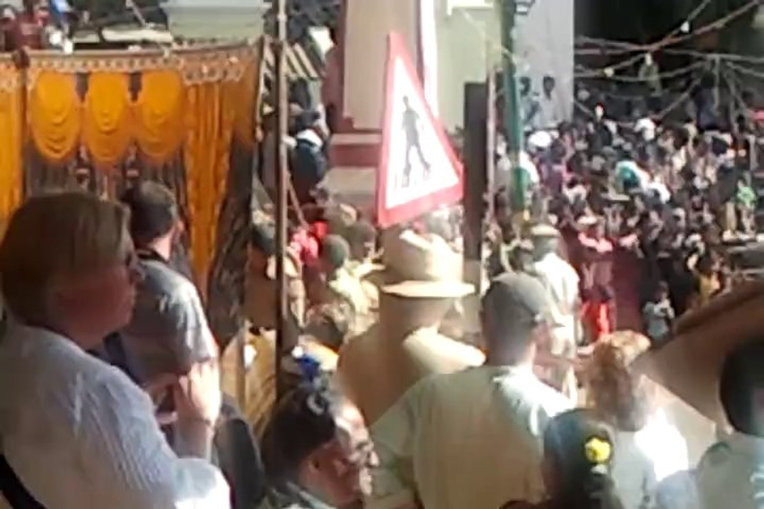 video-2013-10-14Police tape