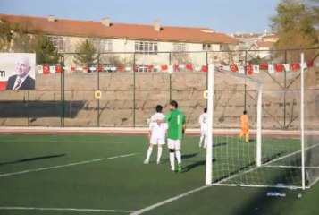 Kaleci Özgür Başarılı