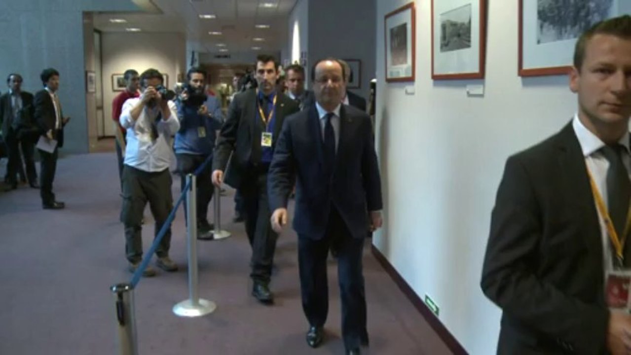 Hollande rules out supertax relief for football clubs