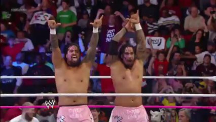App Exclusive 10.25.2013 - The Usos React to Win Over The Wyatt Family
