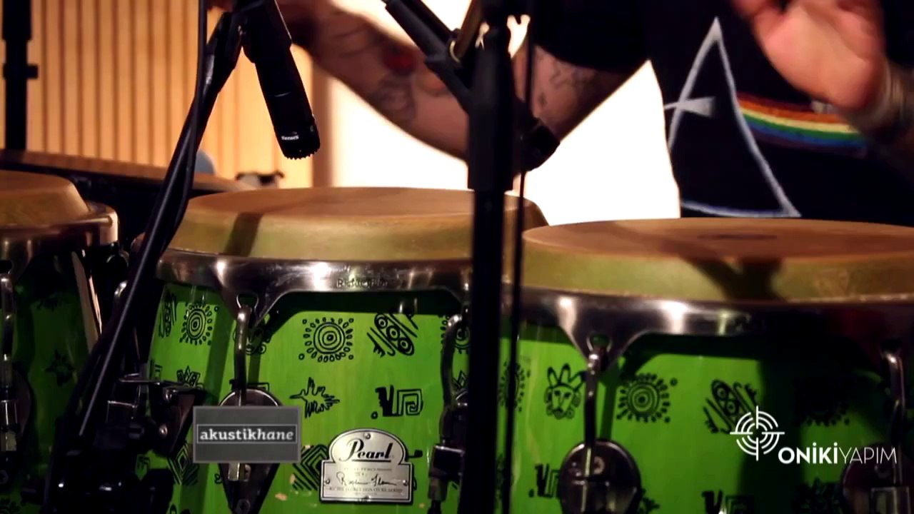 Emre Altuğ - Resimdeki Gözyaşları (Cem Karaca Cover) / #Akustikhane  #GarajKonserleri