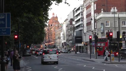 2013-07-19 Walking tour of tony Knightsbridge London