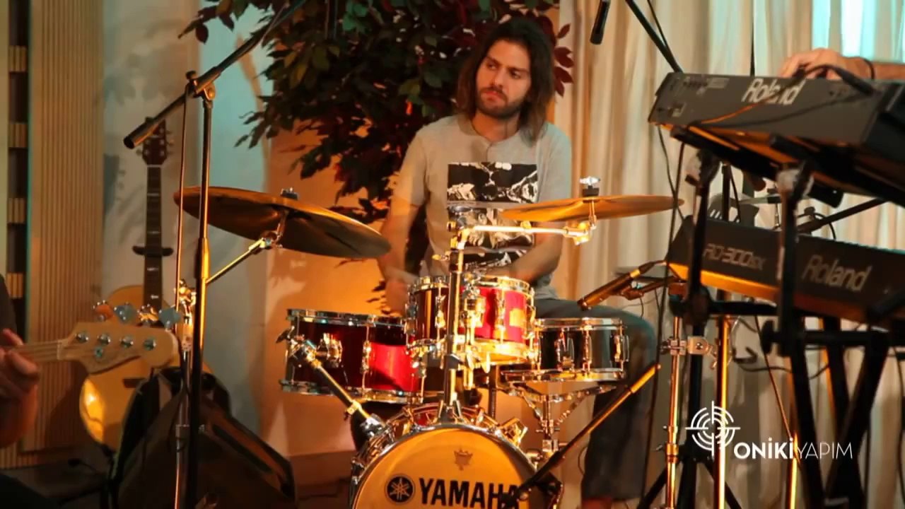 Can Bonomo - Şaşkın / Akustikhane ‪#‎GarajKonserleri‬