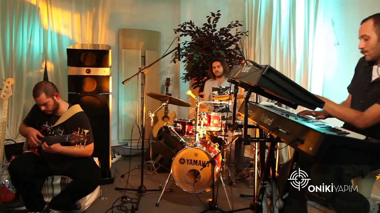 Can Bonomo - Süper / Akustikhane ‪#‎GarajKonserleri‬