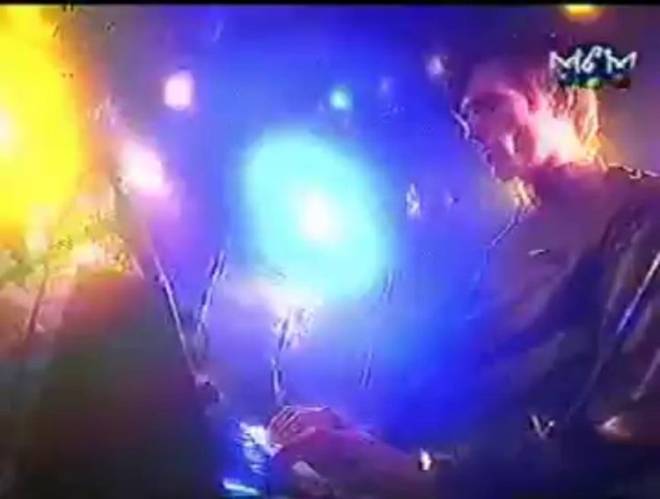 Le MINI SHOW ELECTROGLAM D'ANABEL, ALBERT-FRANCK & TOOG le 08/03/99 O MCM CAFE ( MCM SESSIONS )