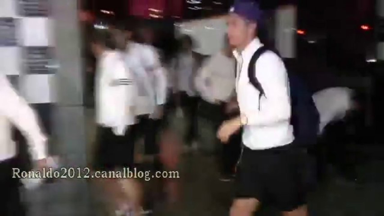 Real Madrid arrives has Barcelona Cristiano Ronaldo Iker Ramos
