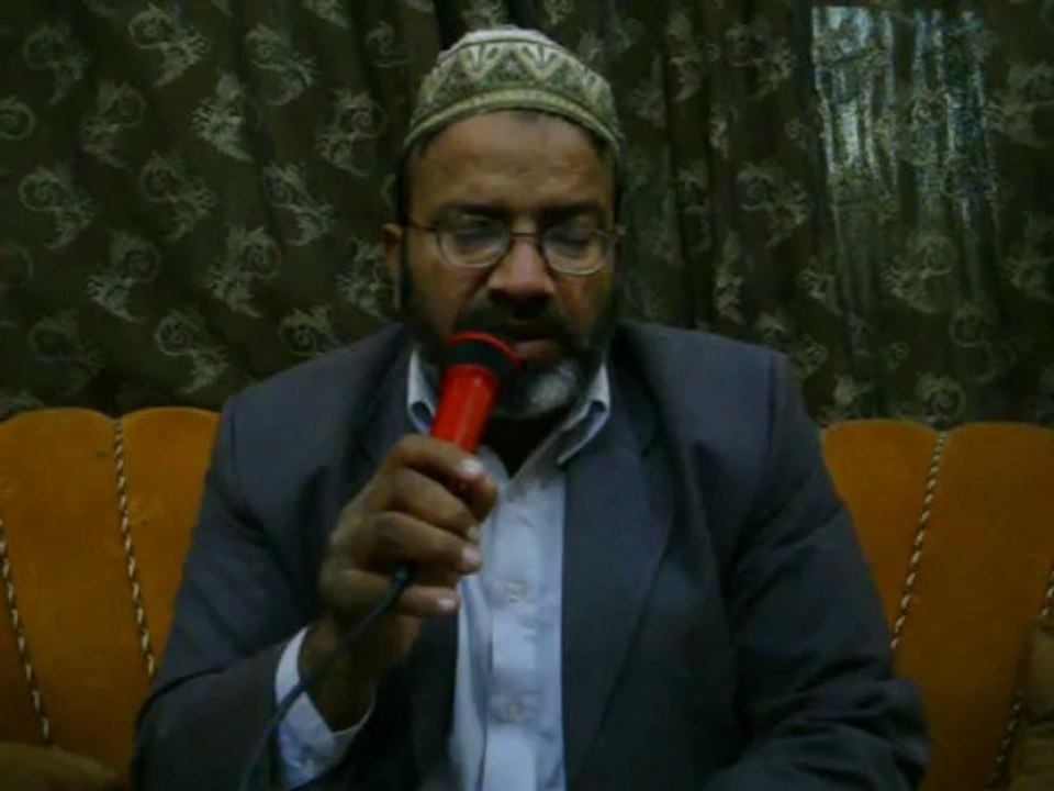 Prof.Riaz Ahmad Qadri Tyyeba kay leay rakht-e- Safar bandh lia hay.