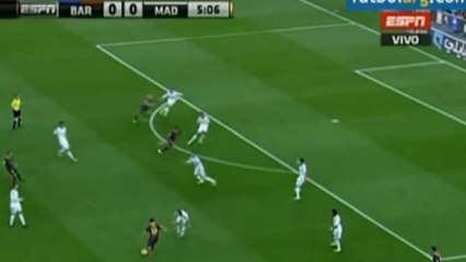 Lionel Messi wins the ball back from Cristiano Ronaldo _ Bar