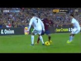 Le petit pont de Dani Alves sur Cristiano Ronaldo