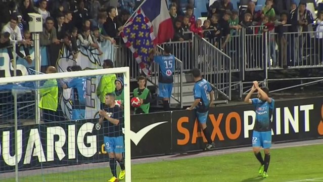 Tours FC (TOURS) - Stade Lavallois (LAVAL) Le résumé du match (12ème journée) - 2013/2014