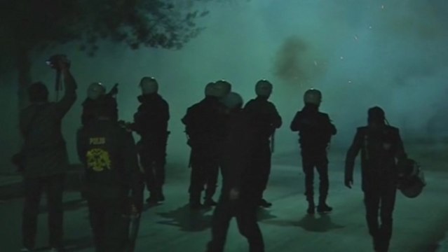 Turkish police fire smoke grenades at students in Ankara