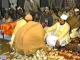 NUSRAT FATEH ALI KHAN - Badaste Shah Hey Jilani - Farsi Kalam
