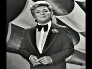 Zeki Müren - Seni Andıkça İçim Yanıyor