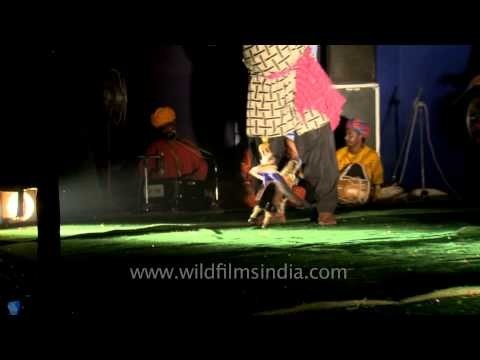 'Been dance' by Rajasthani Puppet - Durga Puja Celebrations in CR Park, Delhi