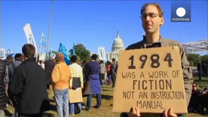 Centenares de personas se manifiestan en Washington...