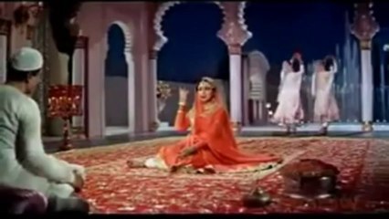 Chalte Chalte Yunhi Koi - Pakeezah - HD ..... ( i-Tareen )