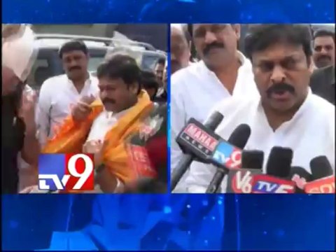 Chiranjeevi tours Visakha to asses damage caused by rain