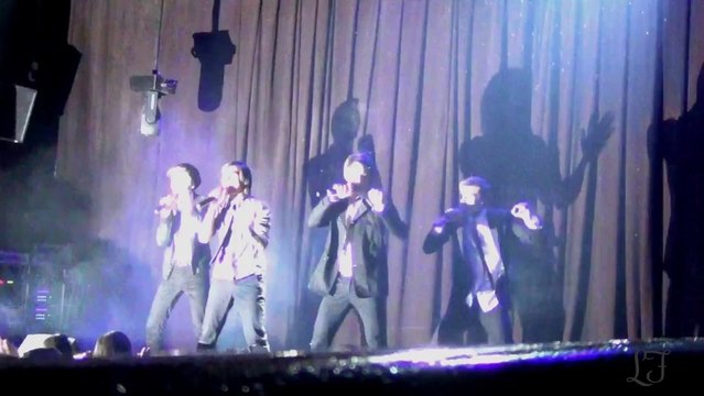 'Герои' начало концерта - MegaSplash-Москва 23.10.13.