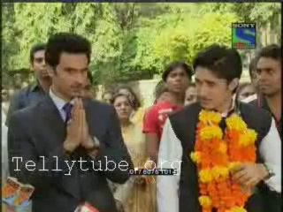 Desh Ki Beti Nandini - 28th October 2013 Part 2