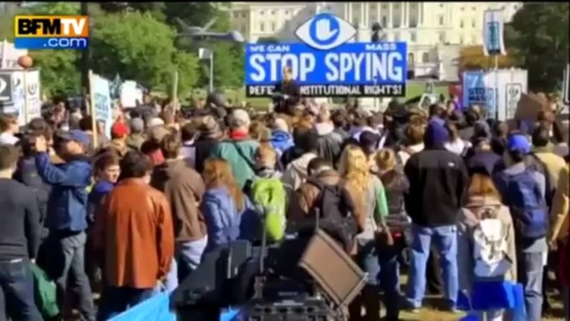 Zapping du week-end - 26-27/10 - Greenpeace suspendu à la Tour Eiffel, la mort de Lou Reed...