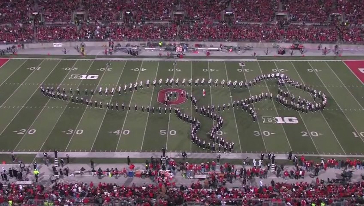 La fanfare de l'université D'Ohio reprennent les plus gros Films d'Hollywood : Superman, Jurassic Park....