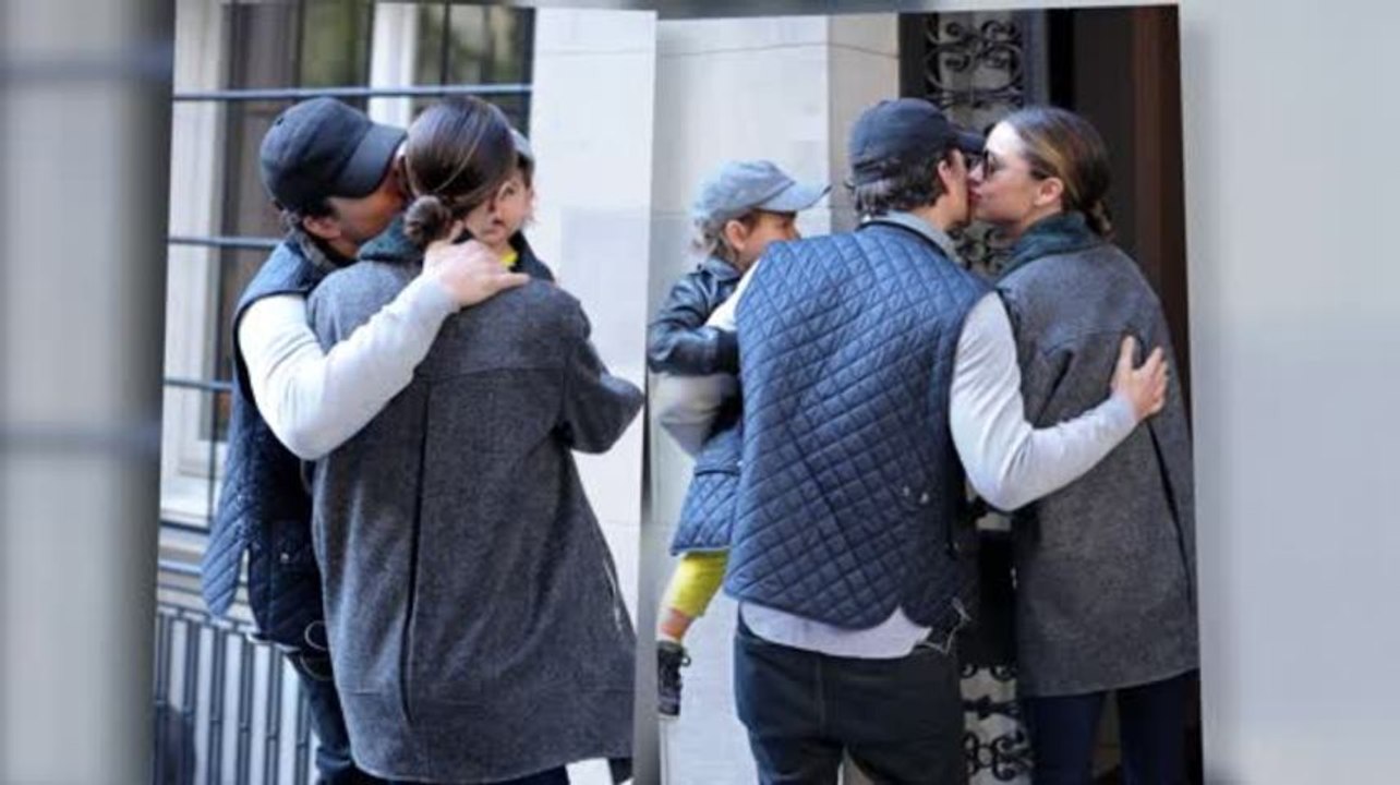 Miranda kerr und orlando bloom liebevoll