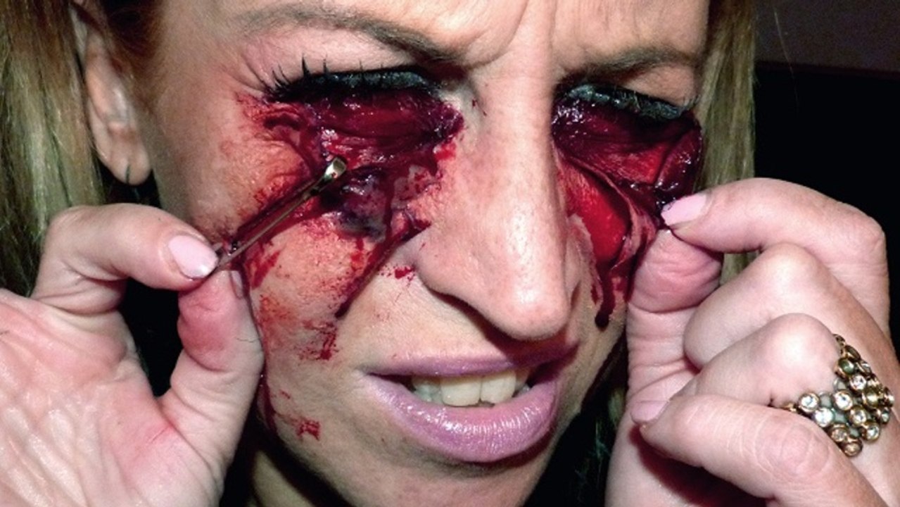 Maquillage Effets Spéciaux : Oeil/Joue Epinglé