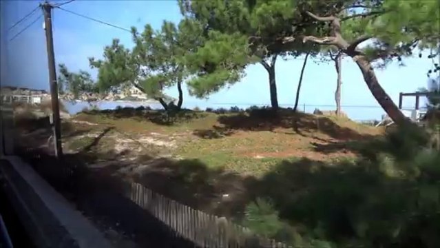 d' Île-Rousse à Calvi en autorail Amg 800 des chemins de fer de la Corse