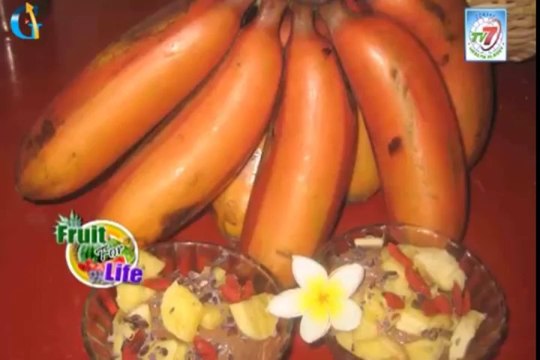 Bananas are nutrients like potassium, magnesium, dietary fibre and B vitamins