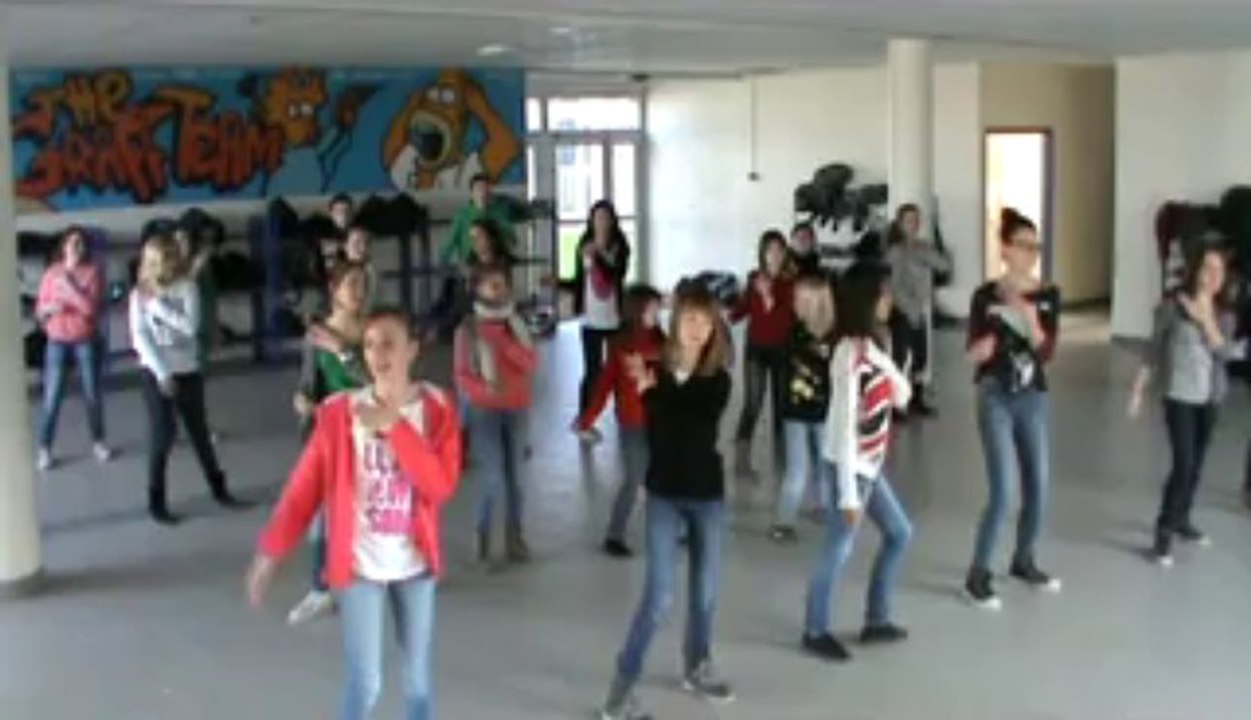 Répétition de l'atelier Danses et Chorégraphies sur Men in black