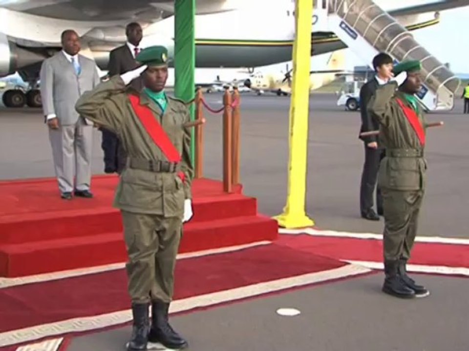 Arrivée du Président Ali Bongo Ondimba, à Kigali - Transform Africa 2013