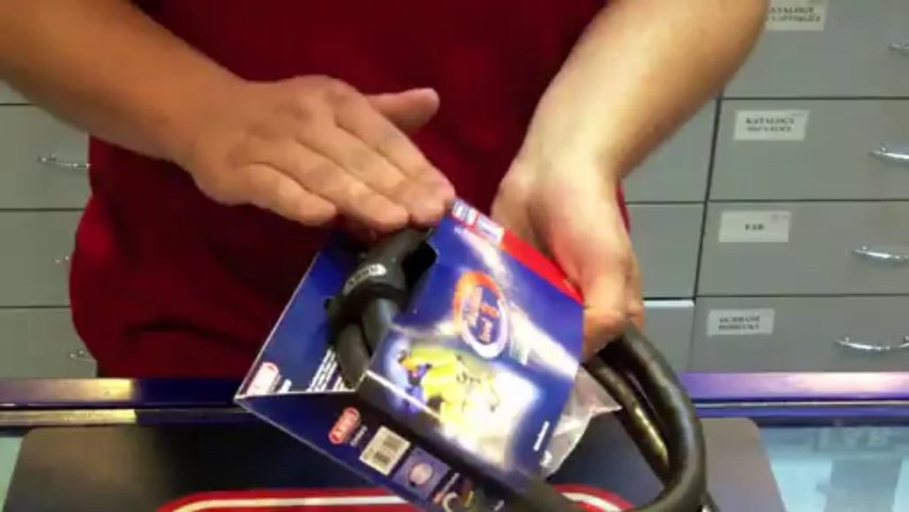 Zámek na motorku - Lankový zámek Abus na motorku s ocelovými válečky. Zámek na motorku