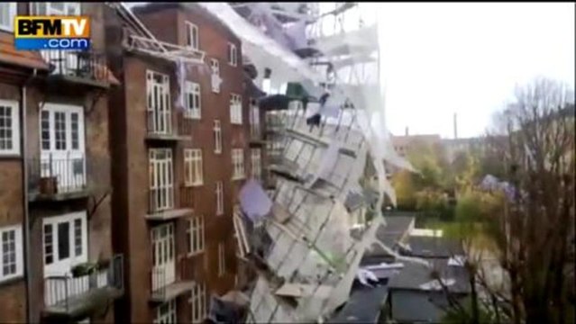 Zapping de l’actu - 29/10 - Chute impressionnante d’un échafaudage sous la tempête, une vague gigantesque piège une surfeuse…