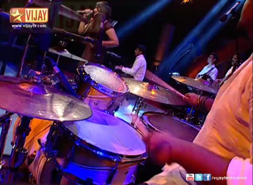 Niranjana sings Malarendra Mugamondru