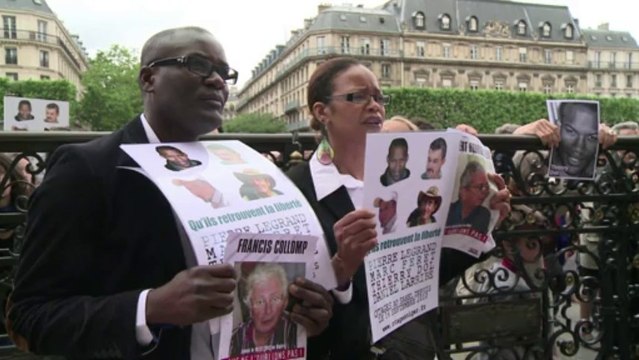 Frenchmen kidnapped by Al-Qaeda militants in Niger freed