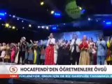 Türkçe Olimpiyatları için İzmir'e gelen öğrenciler şarkılarıyla herkesi çoşturdu