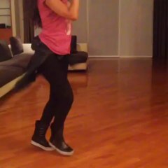 Balotelli'nin kız arkadaşından samba şov