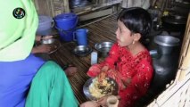 Arakan displaced running out of food النازحين من أراكان ينفد من الغذاء