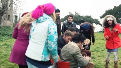 Evden Uzakta / Yasemin Mori ve Boğaziçi Caz Korosu - Nolur nolur nolur