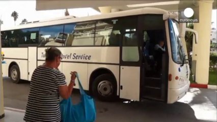 Tunisia: kamikaze si fa saltare in spiaggia, panico tra i turisti