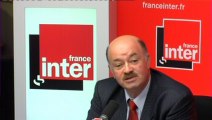 Qui espionne qui ? Alain Bauer et Jean-Jacques Urvoas