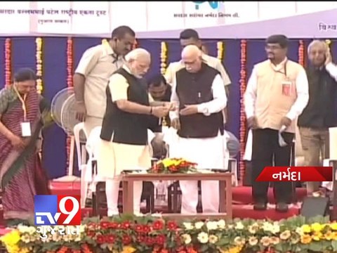 Modi praises PM for saying Sardar Patel was truly secular - Tv9 Gujarat