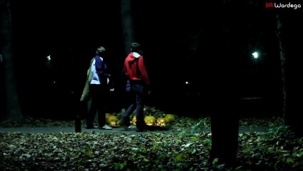 Mr. Pumpkin Jumps Out Of Jack-O-Lantern Decoration Prank